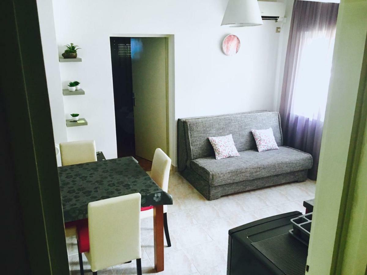 Apartment Neda Спліт Екстер'єр фото
